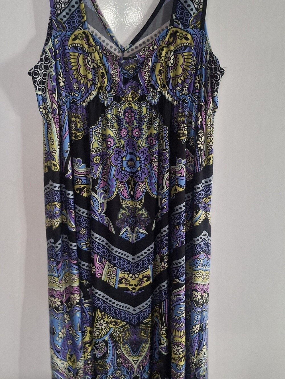 ONE WORLD Black Multi Paisley Sleeveless V-Neck Camisole Maxi